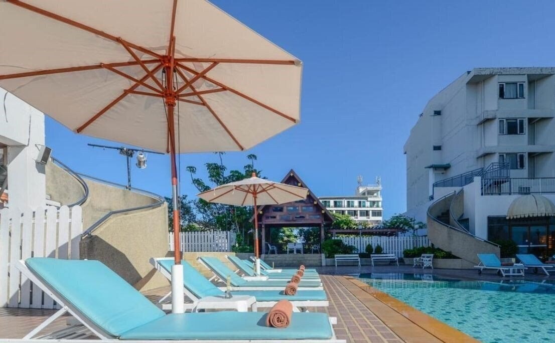 Апартаменты Pornping Tower Hotel 3*